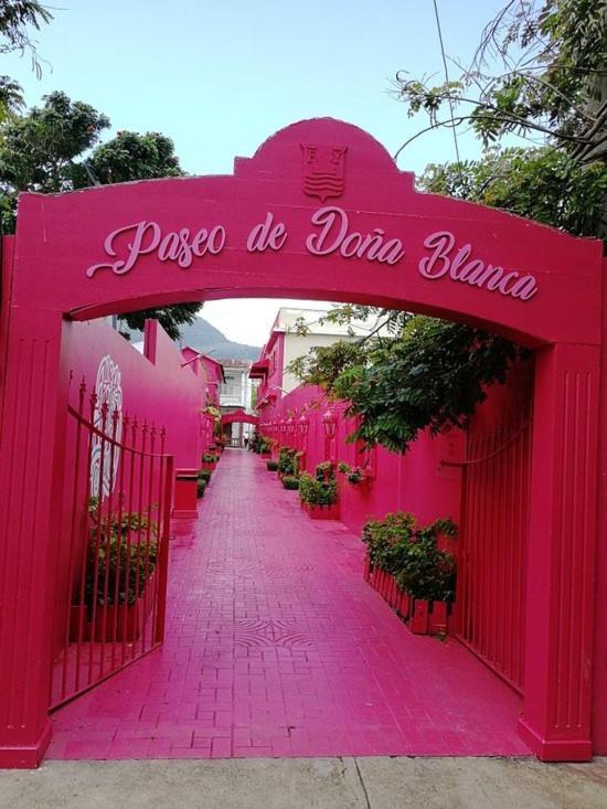Hotel Victoriano Puerto Plata Exteriör bild